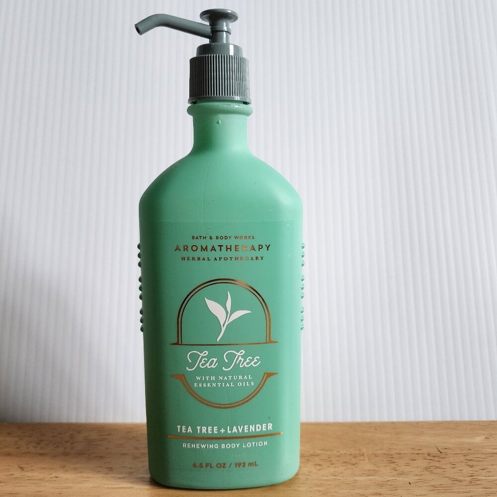 NWT Bath and Body Works Aromatherapy Body Lotion, Tea Tree + Lavender